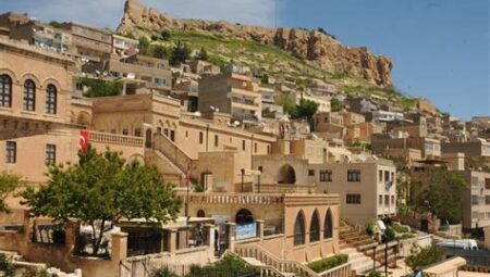 Mardin’in Tarihi Evleri ve Sokakları